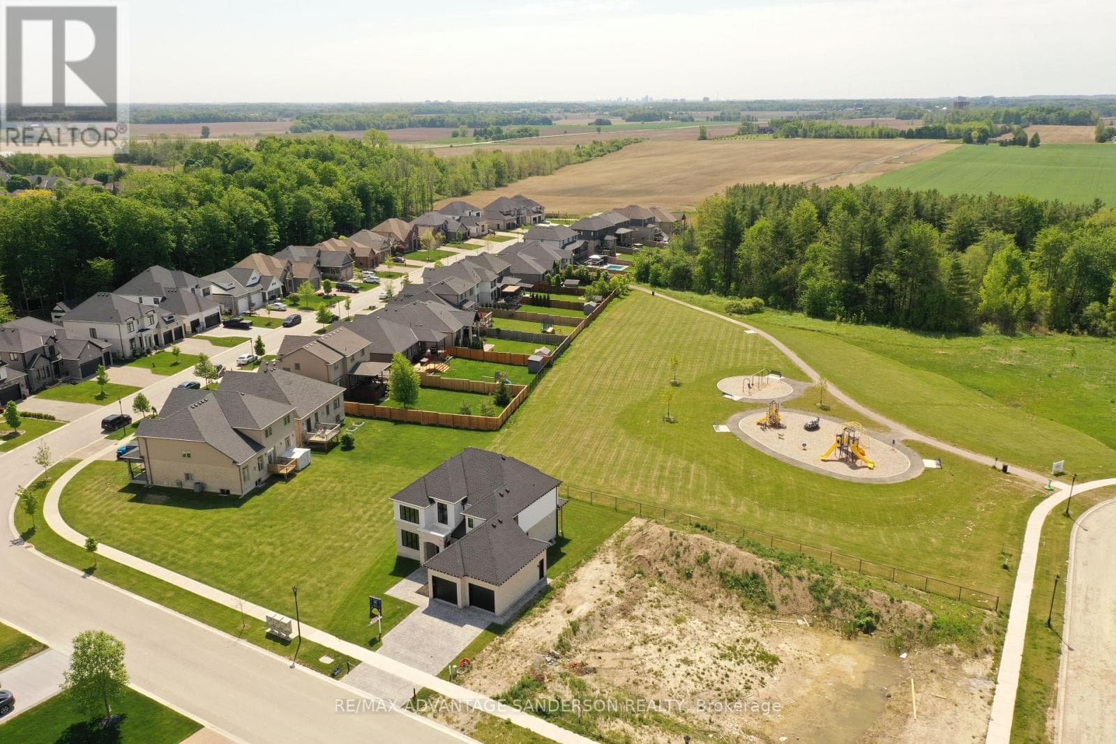 Single Family at 243 Songbird Lane, Middlesex Centre (Ilderton), Ontario - Photo 4 - RE/MAX Garden City Realty