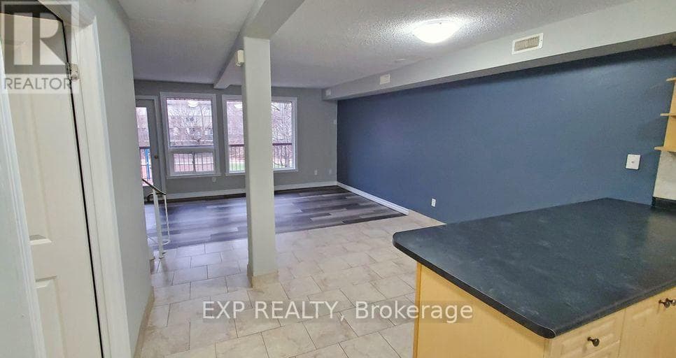 Single Family at 246 Lakeshore Road, St. Catharines (Vine/Linwell), Ontario - Photo 2 - RE/MAX Garden City Realty