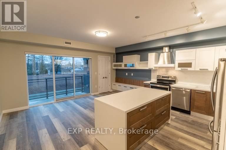 Multi-family at 6479 Montrose Road, Niagara Falls (West Wood), Ontario - Photo 8 - RE/MAX Garden City Realty