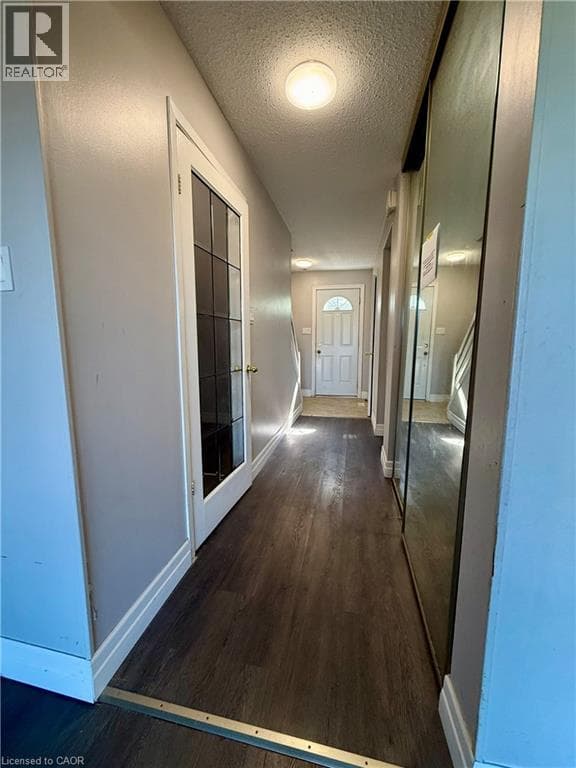 Single Family at 30- 25 UPPER CANADA Drive, Kitchener, Ontario - Photo 3 - RE/MAX Garden City Realty