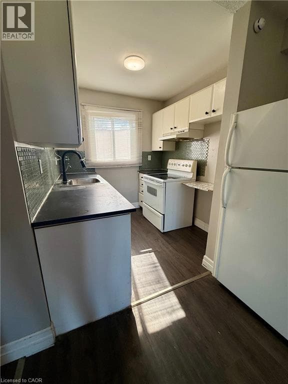 Single Family at 30- 25 UPPER CANADA Drive, Kitchener, Ontario - Photo 6 - RE/MAX Garden City Realty