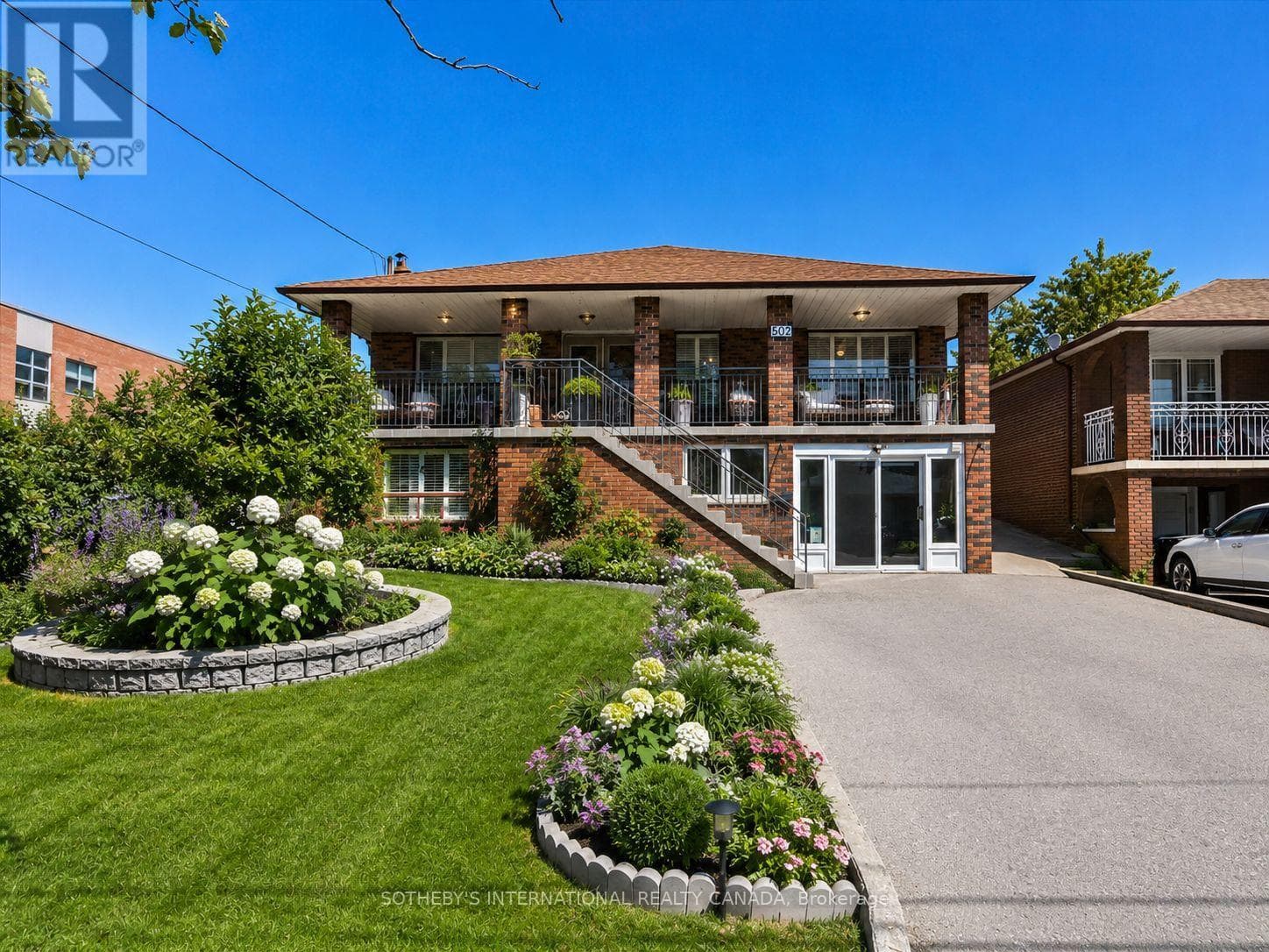 502 Queens Drive
