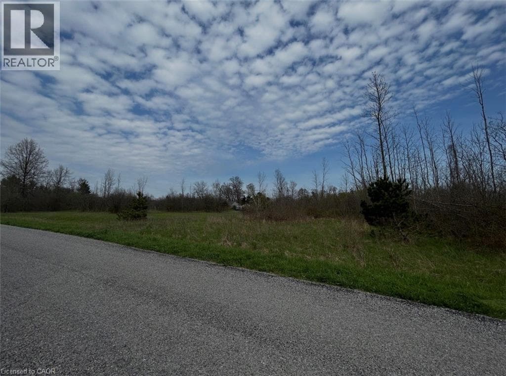 Vacant Land at 0 RICHMOND Avenue, Fort Erie, Ontario - Photo 2 - RE/MAX Garden City Realty