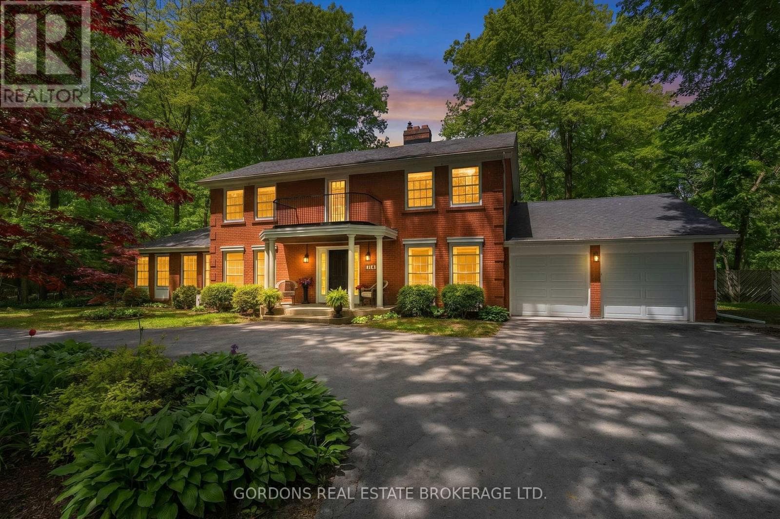 25 Riverside Drive