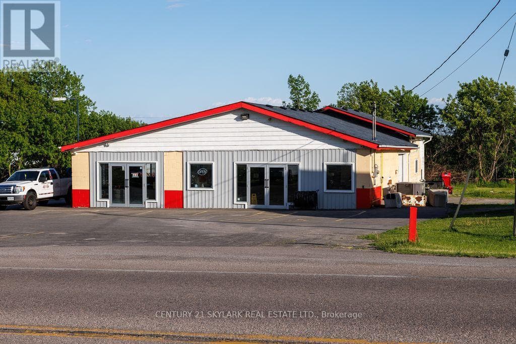 15693 County Rd 2