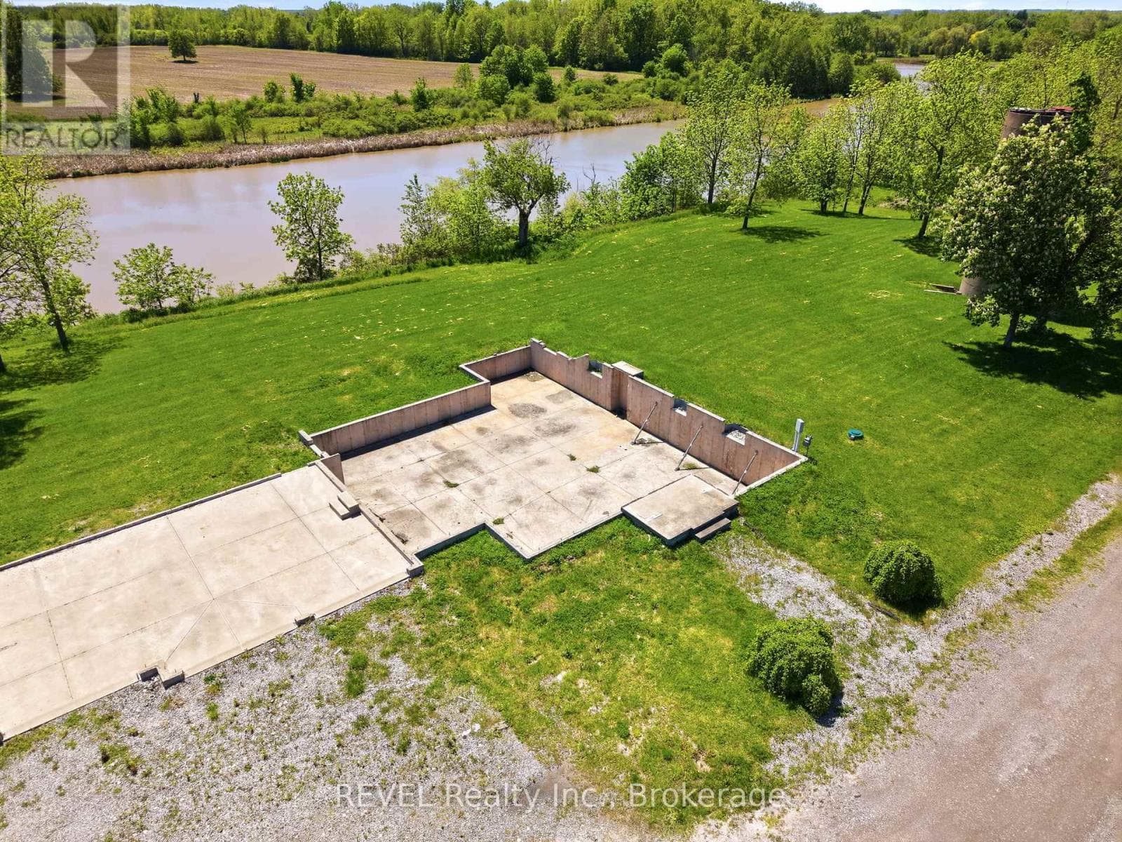 1373 Chippawa Creek Road