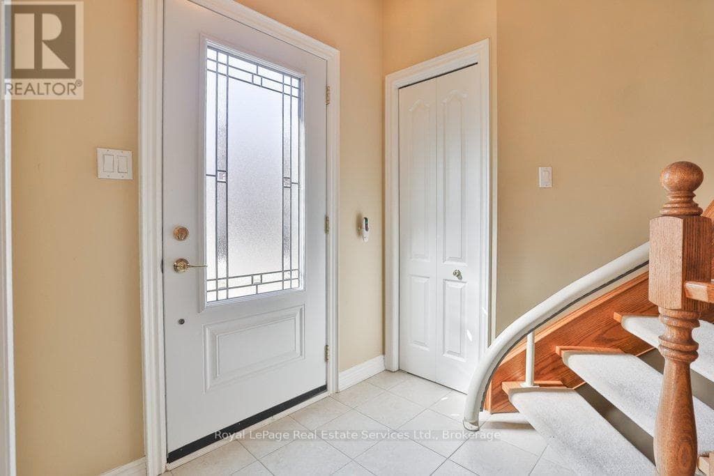 Single Family at 4- 2407 Woodward Avenue, Burlington (Brant), Ontario - Photo 7 - RE/MAX Garden City Realty