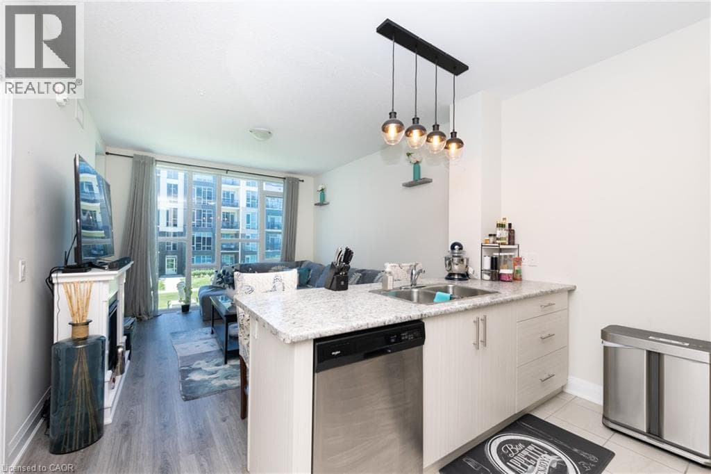 209- 16 CONCORD Place