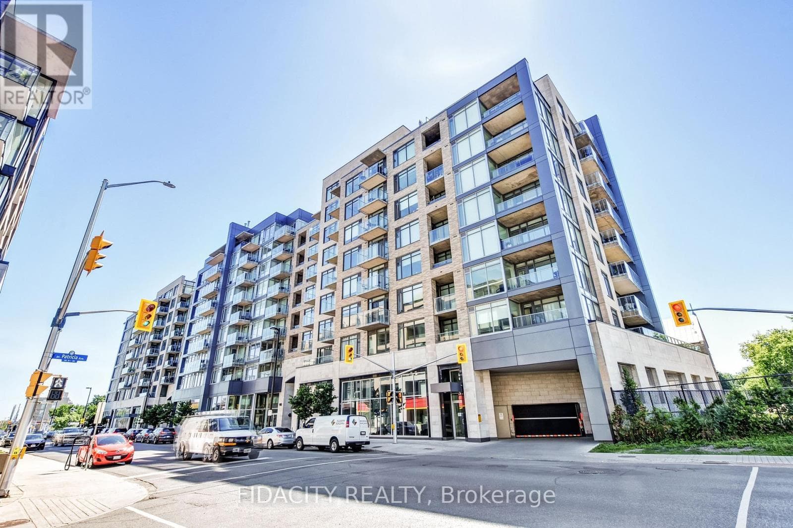 609- 108 Richmond Road