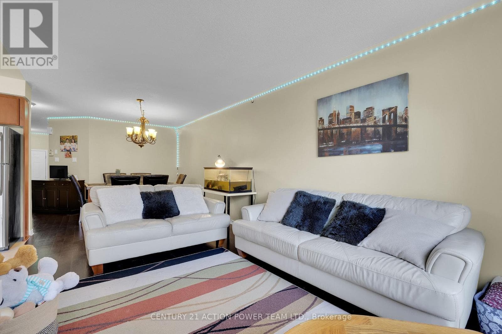 Single Family at 182 Prem Circle, Ottawa, Ontario - Photo 10 - RE/MAX Garden City Realty