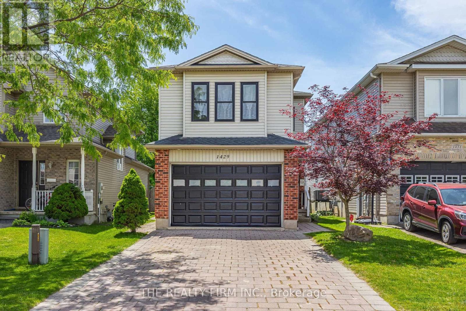 1429 Aspenridge Crescent