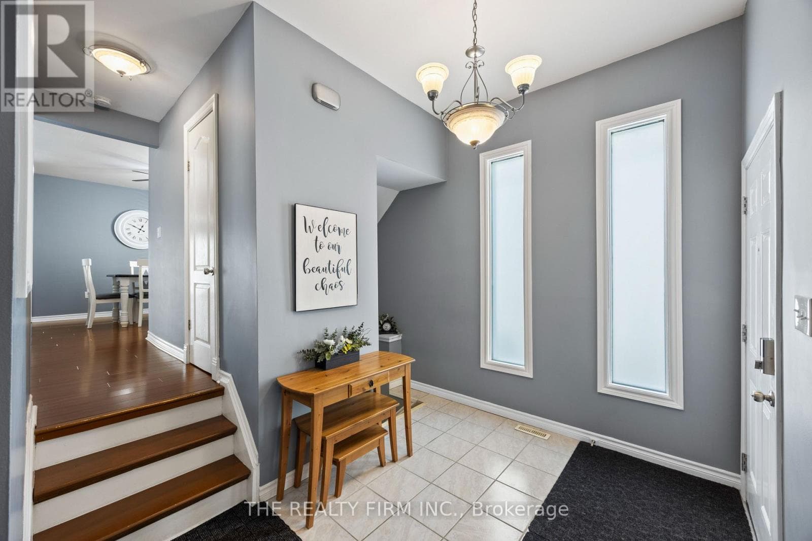 Single Family at 1429 Aspenridge Crescent, London East (East A), Ontario - Photo 5 - RE/MAX Garden City Realty