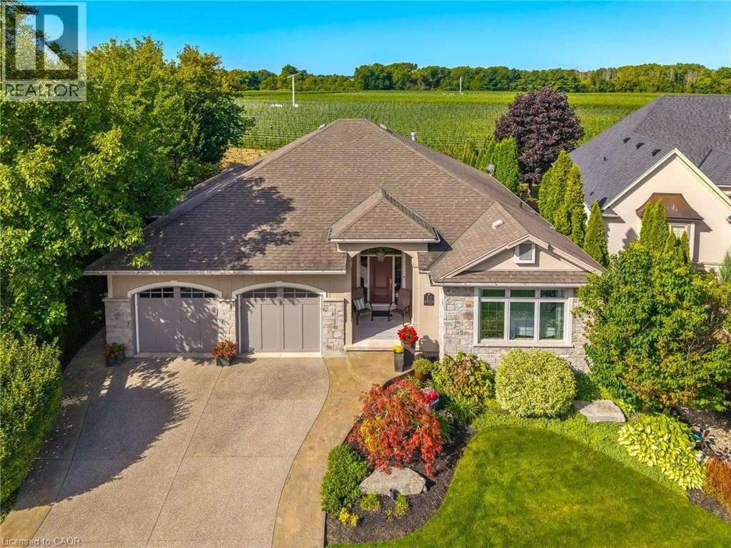 Single Family at 11 MERITAGE Lane, Niagara-on-the-Lake, Ontario - Photo 4 - RE/MAX Garden City Realty