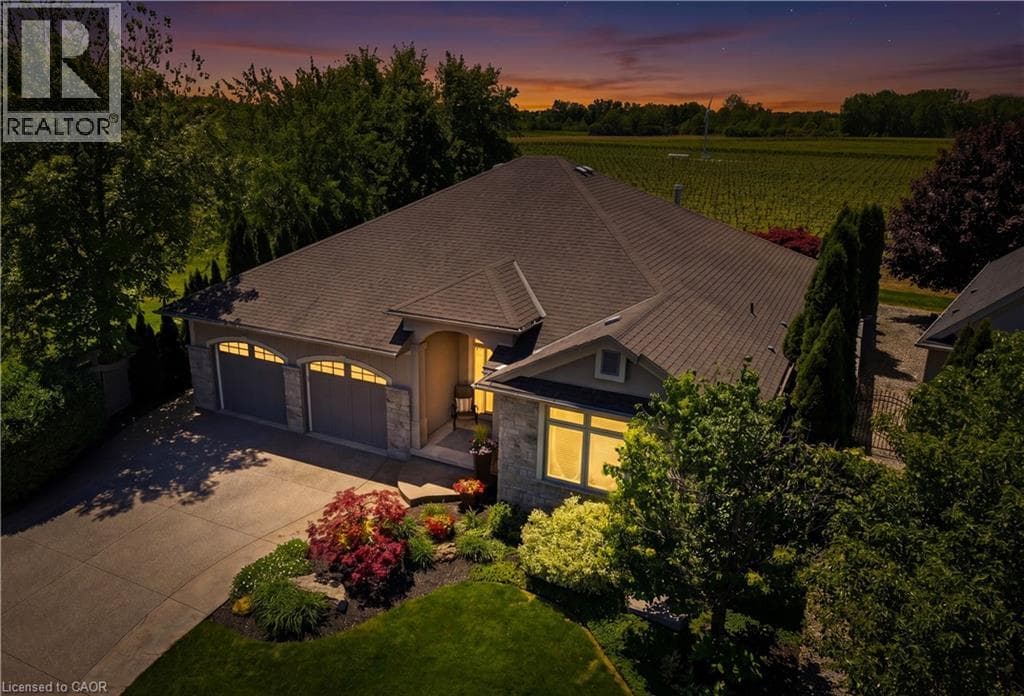 Single Family at 11 MERITAGE Lane, Niagara-on-the-Lake, Ontario - Photo 5 - RE/MAX Garden City Realty