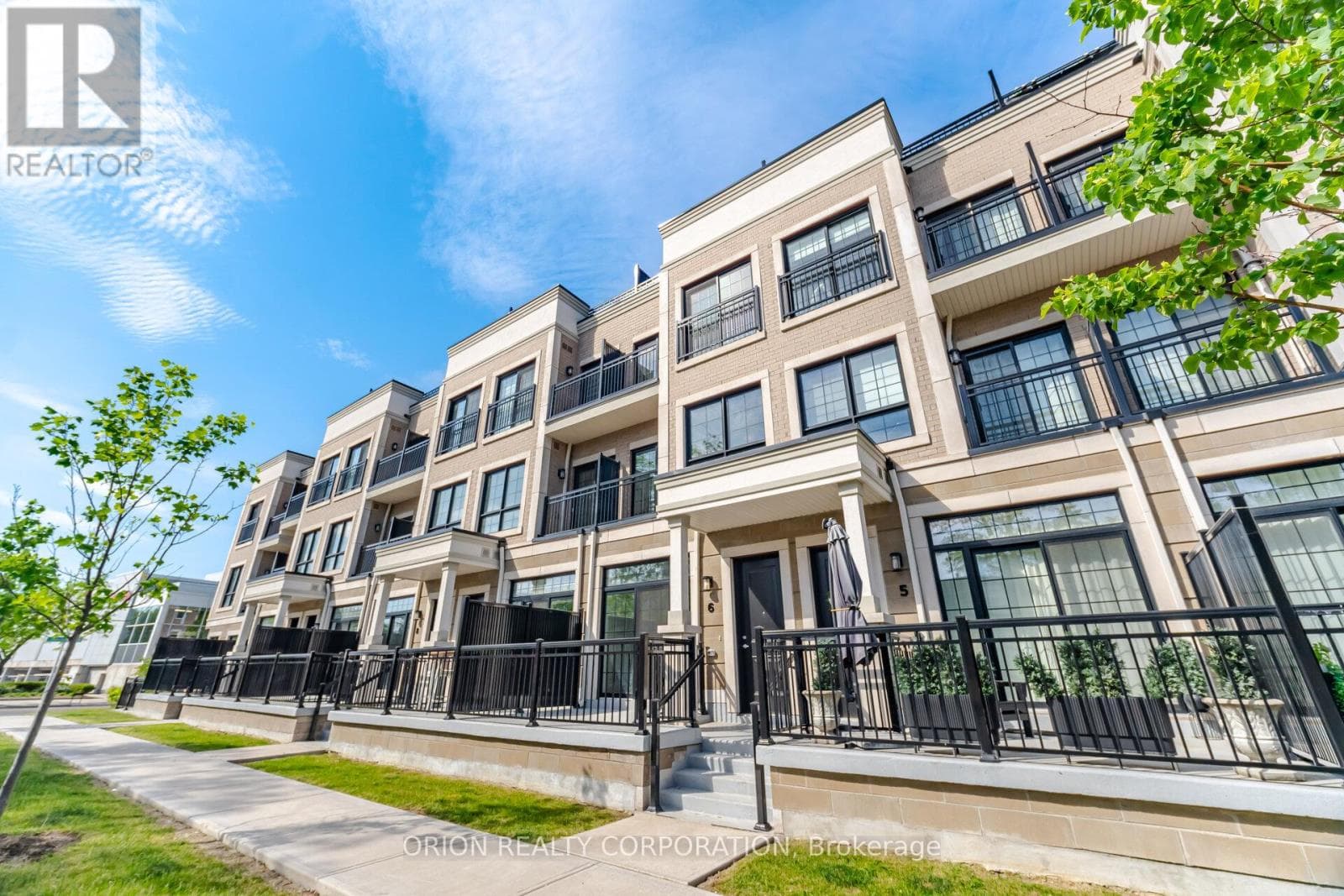 6- 95 Brookfield Road