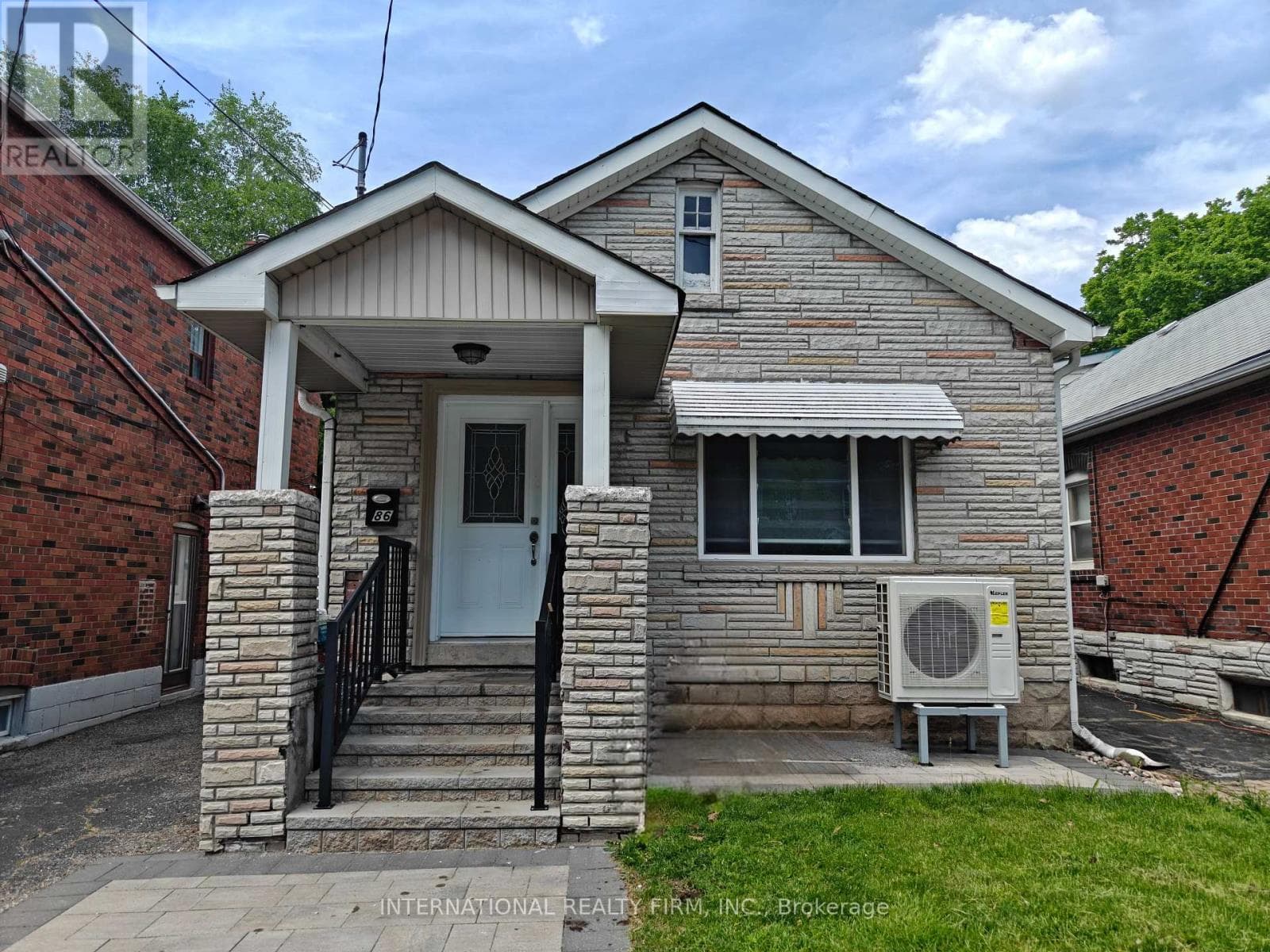 86 Patterson Avenue