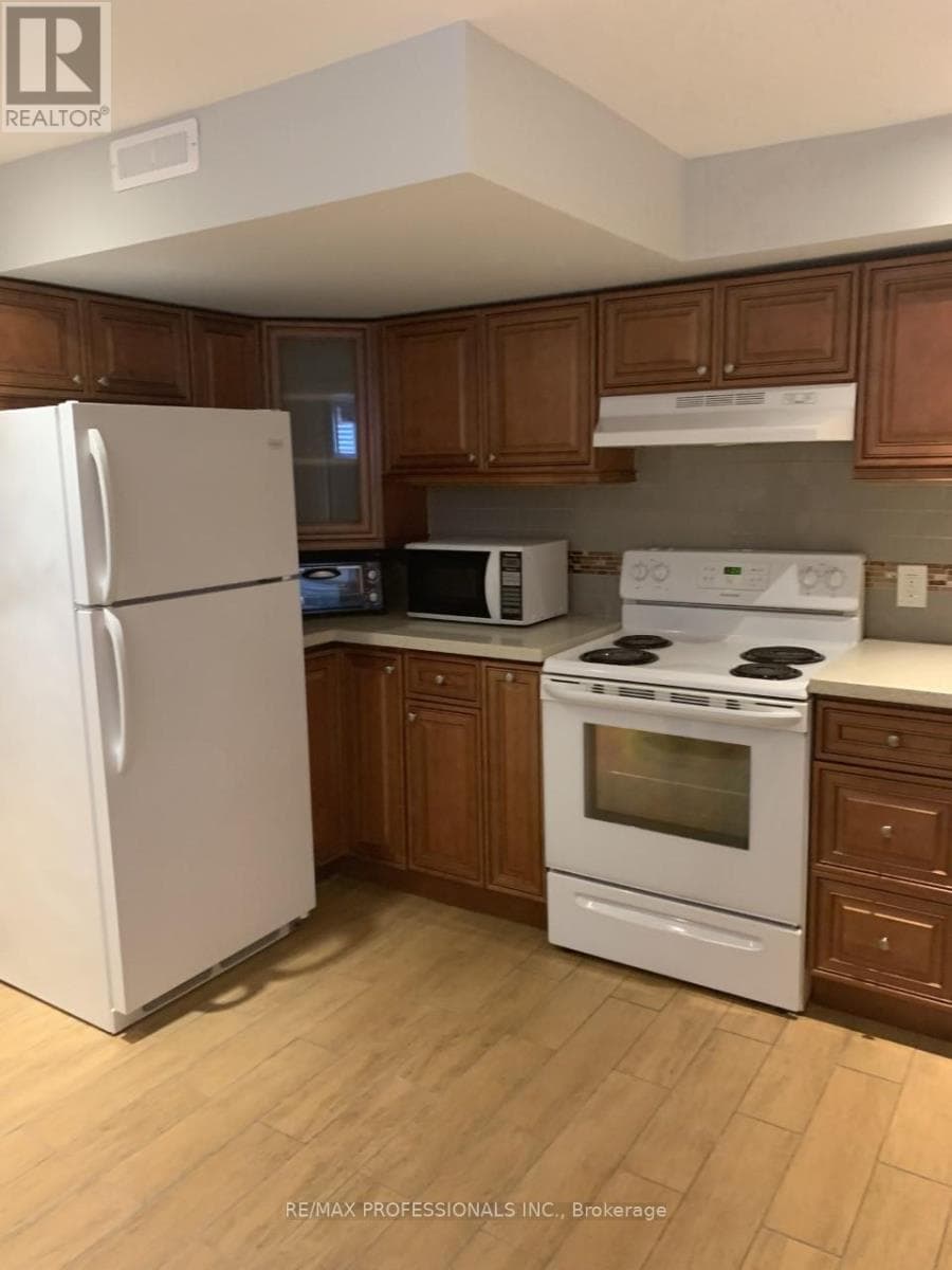 Single Family at Bsmt- 100 Rory Road, Toronto (Maple Leaf), Ontario - Photo 6 - RE/MAX Garden City Realty