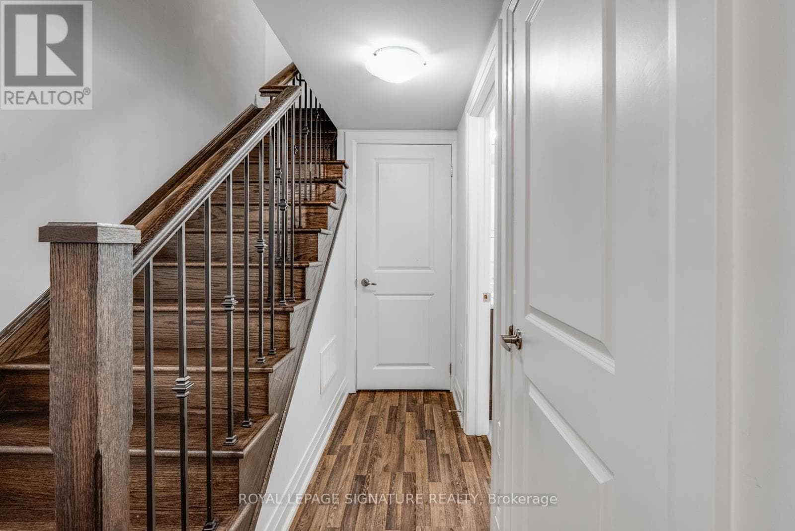 Single Family at Main/Lower- 59 Creekbank Road, Toronto (Rustic), Ontario - Photo 4 - RE/MAX Garden City Realty