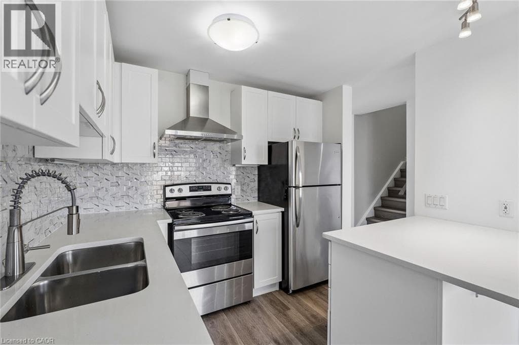 Single Family at 4 VIGER Drive, Welland, Ontario - Photo 10 - RE/MAX Garden City Realty