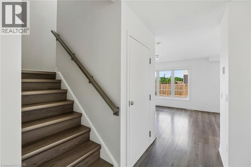 Single Family at 4 VIGER Drive, Welland, Ontario - Photo 6 - RE/MAX Garden City Realty