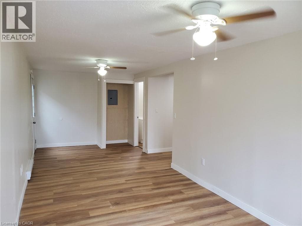 Single Family at 2- 585 KING Street, Welland, Ontario - Photo 3 - RE/MAX Garden City Realty