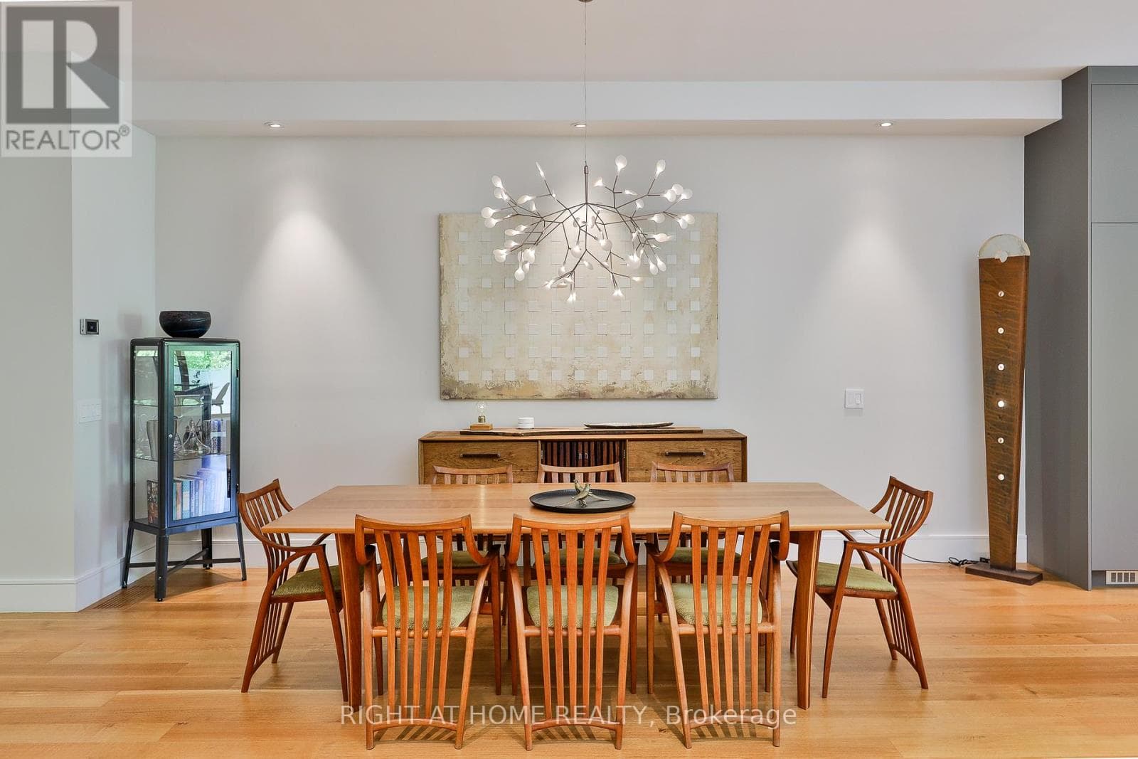 Single Family at 71 Heath Street, Toronto (Yonge-St. Clair), Ontario - Photo 8 - RE/MAX Garden City Realty