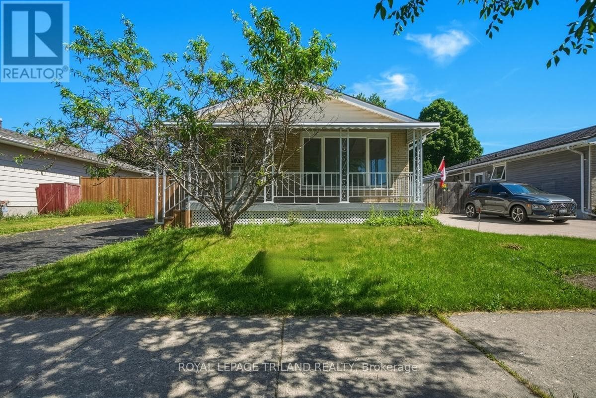 77 Renny Crescent