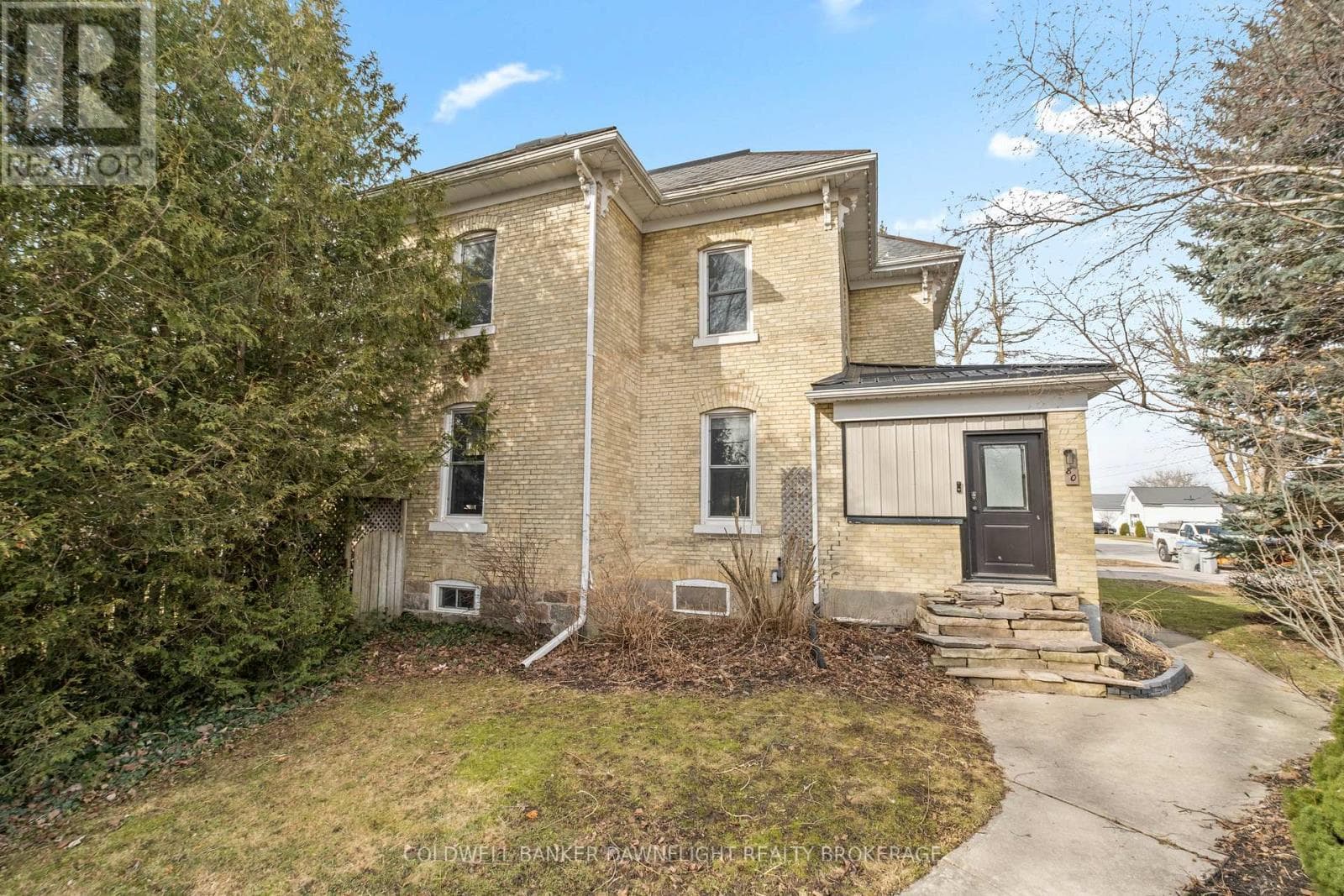 Single Family at 80 Nelson Street, Bluewater (Hensall), Ontario - Photo 2 - RE/MAX Garden City Realty