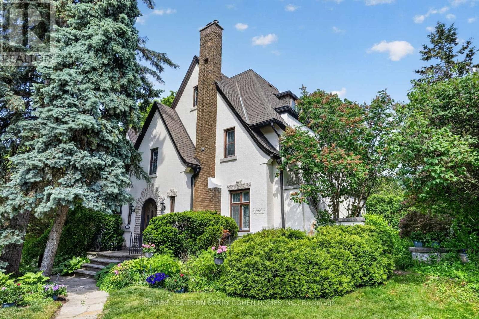 29 Strathgowan Crescent