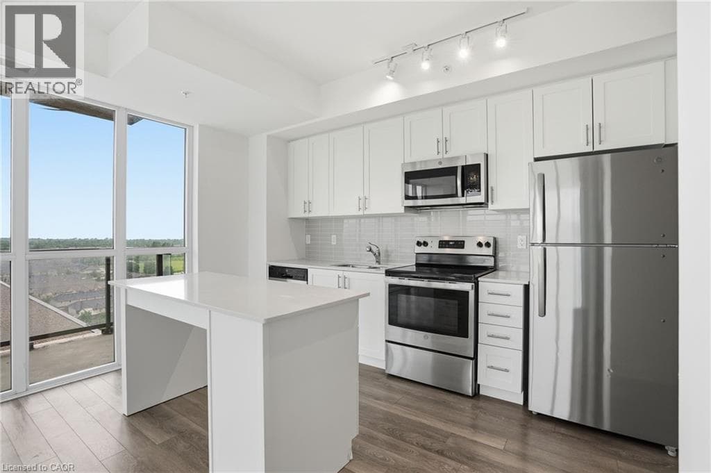 Single Family at 1201- 550 NORTH SERVICE Road, Grimsby, Ontario - Photo 9 - RE/MAX Garden City Realty