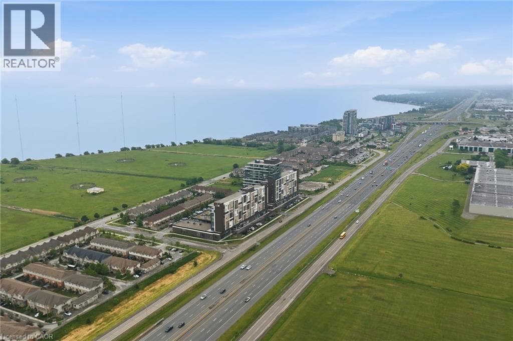 Single Family at 1201- 550 NORTH SERVICE Road, Grimsby, Ontario - Photo 2 - RE/MAX Garden City Realty