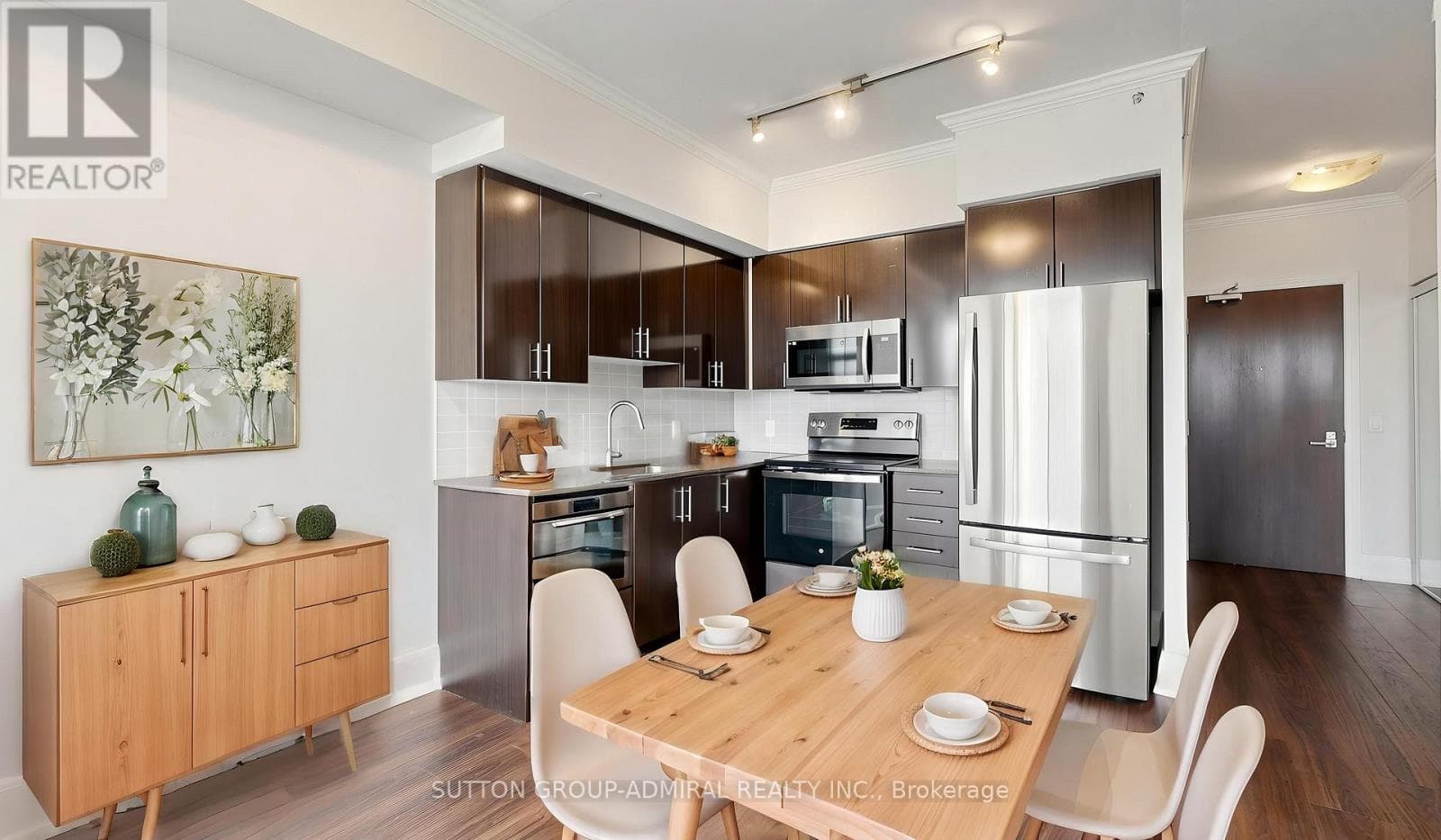 406- 85 North Park Road