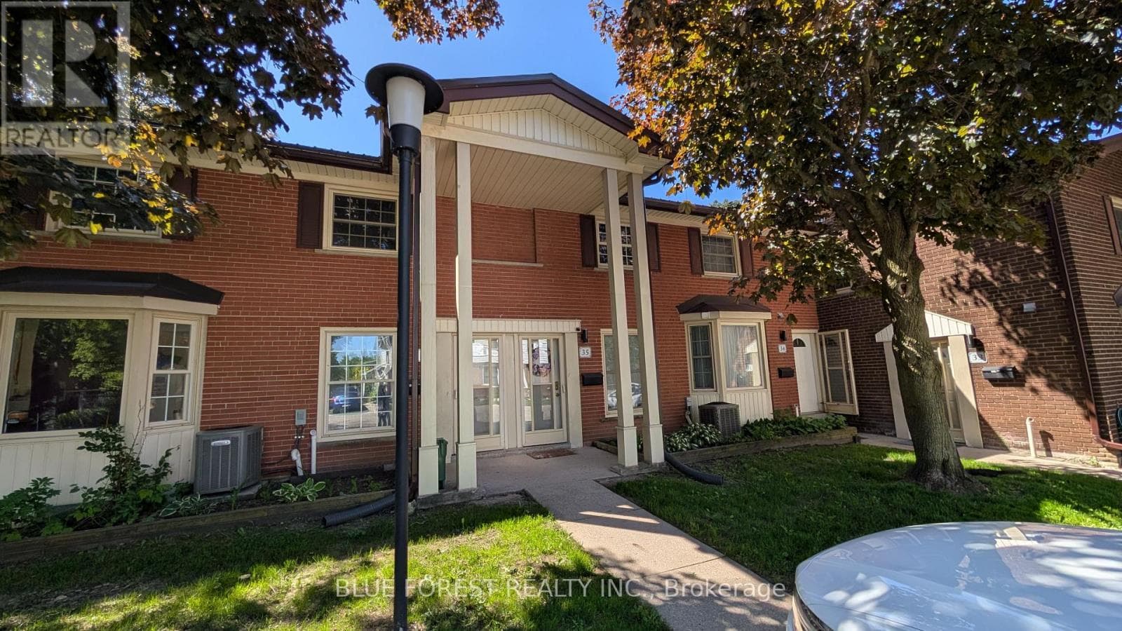 36 Arbour Glen Crescent