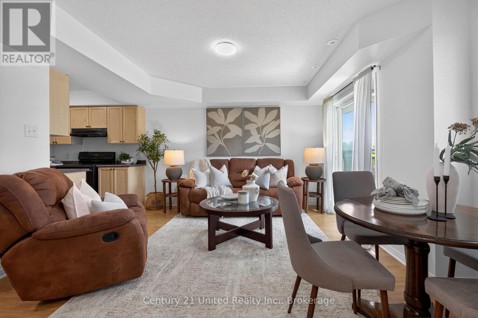 Single Family at 30- 2285 Bur Oak Avenue, Markham (Greensborough), Ontario - Photo 9 - RE/MAX Garden City Realty
