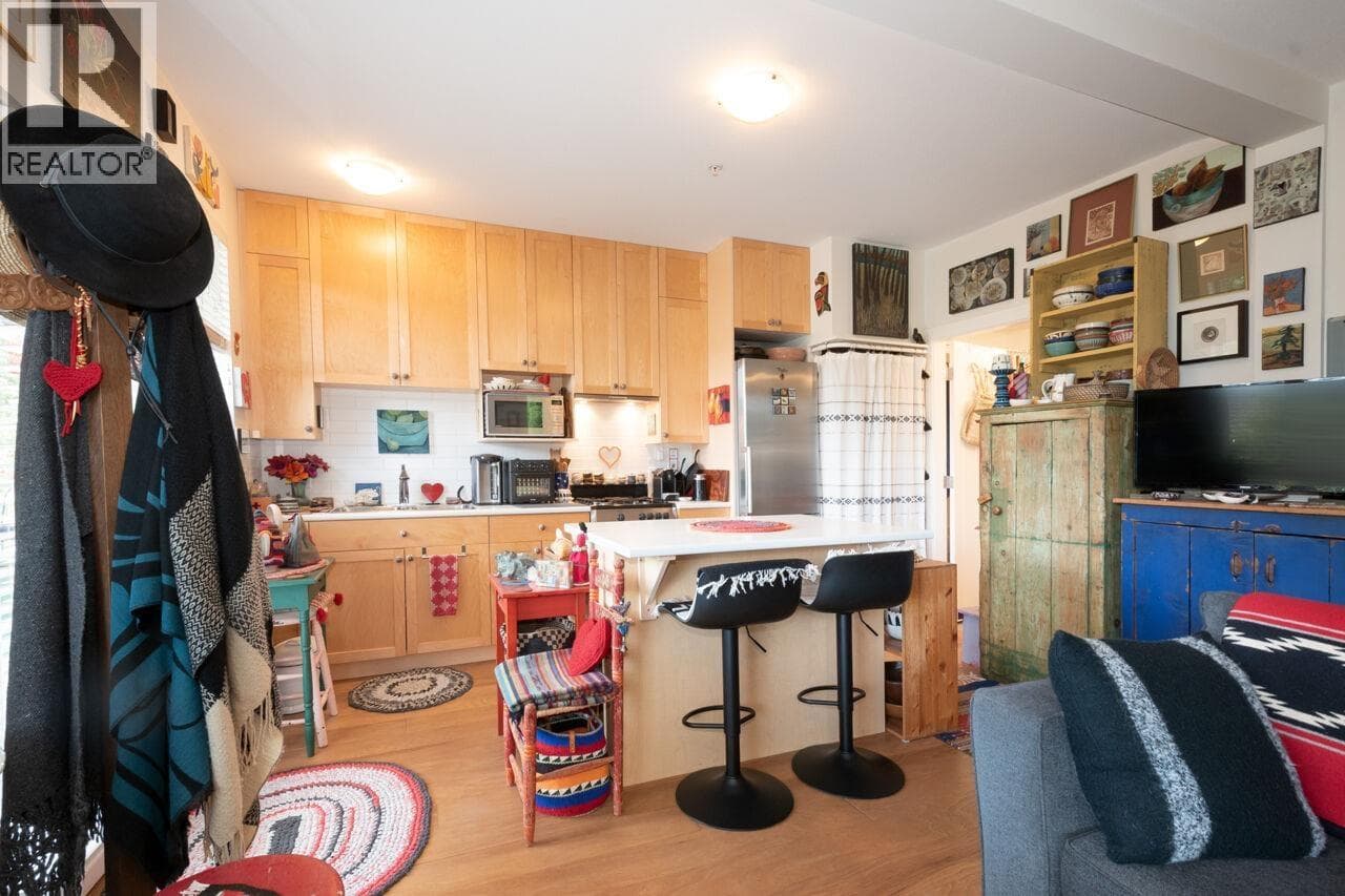 Single Family at 207- 726A BELTERRA Road, Bowen Island, British Columbia - Photo 5 - RE/MAX Garden City Realty
