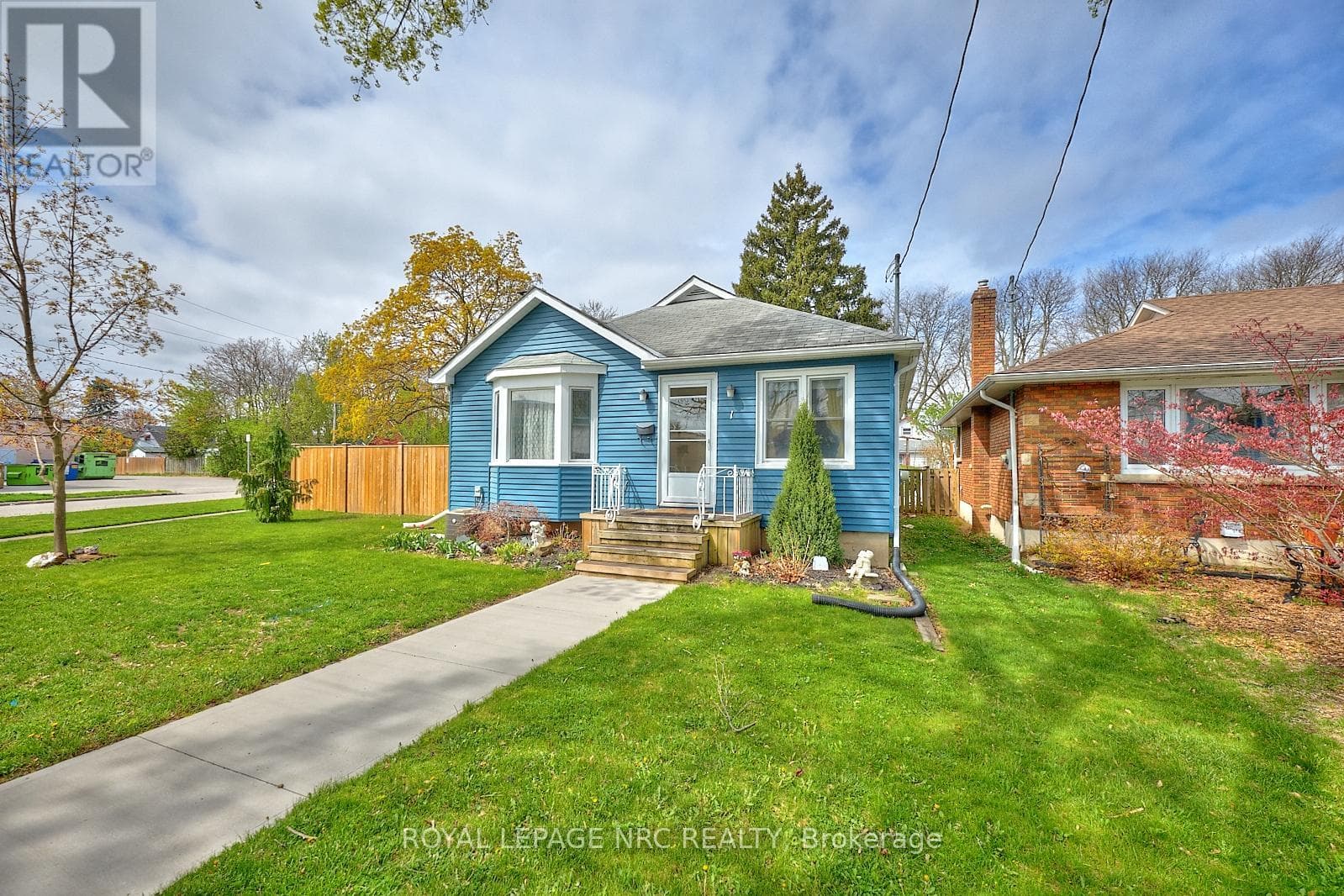 1 Thorndale Avenue