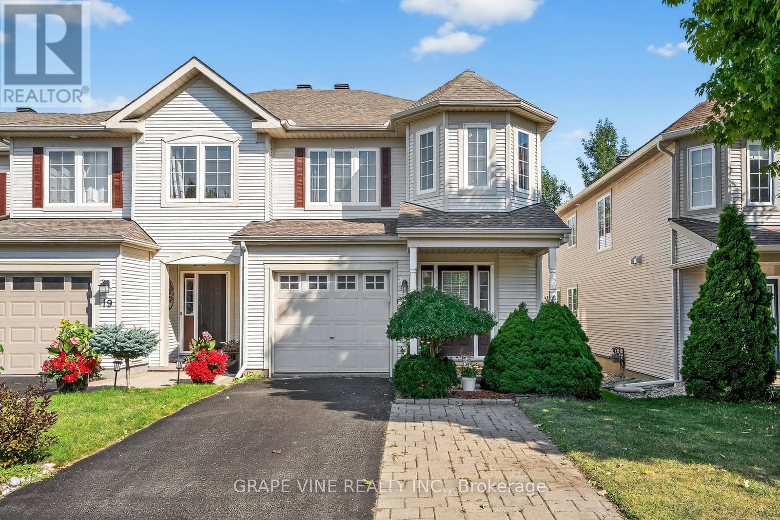 21 Fieldberry Private