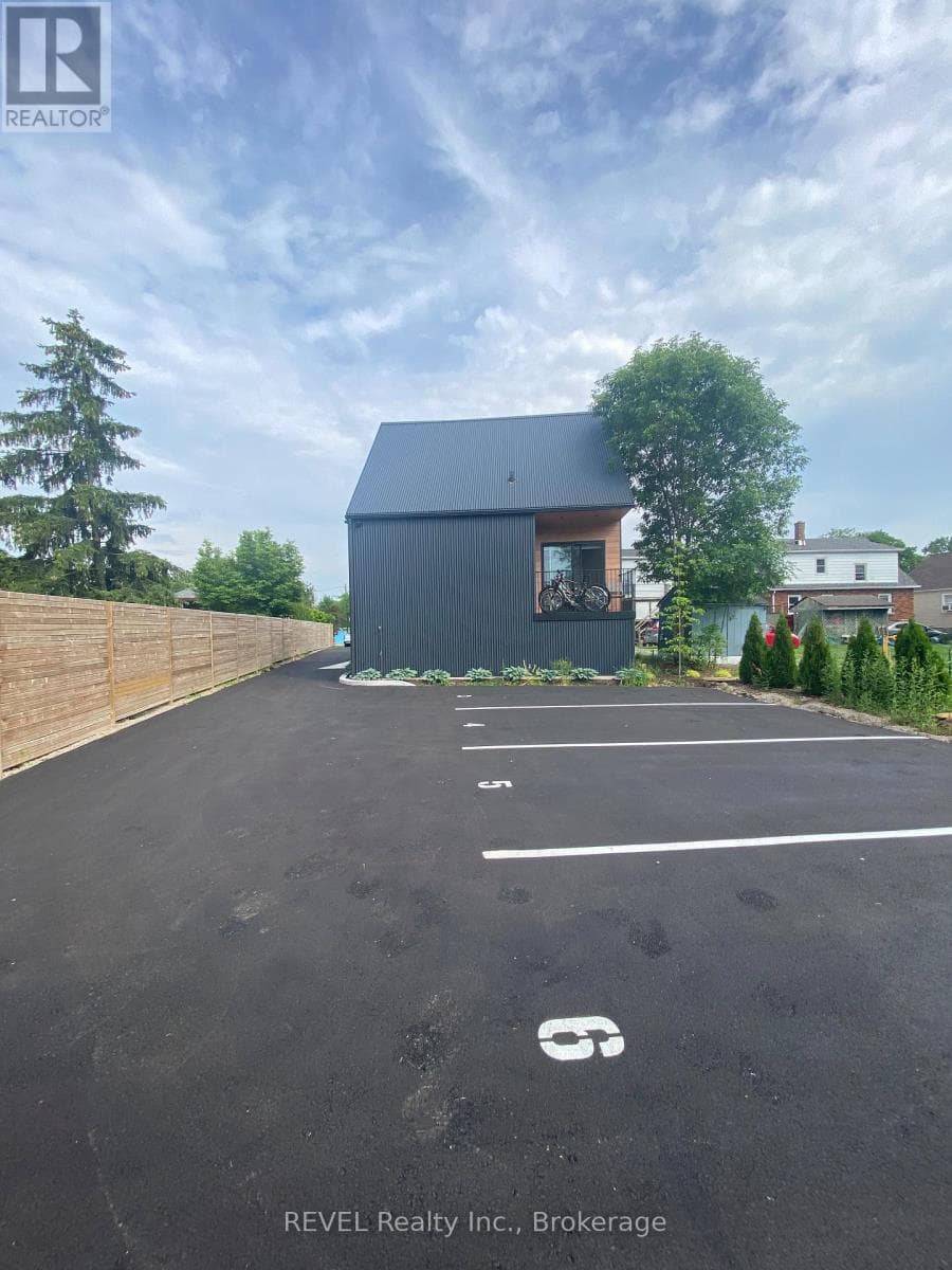 Single Family at Unit 3- 5361 Valley Way, Niagara Falls (Cherrywood), Ontario - Photo 5 - RE/MAX Garden City Realty