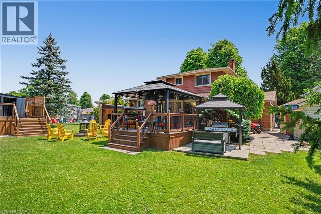 Single Family at 7361 HARTE, Niagara Falls, Ontario - Photo 4 - RE/MAX Garden City Realty