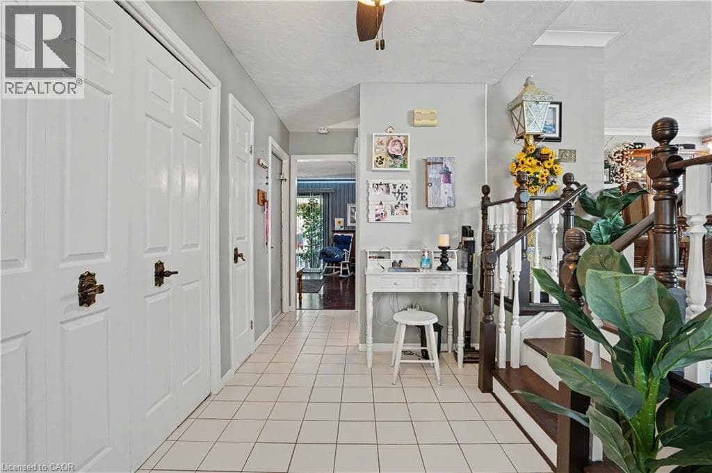 Single Family at 7361 HARTE, Niagara Falls, Ontario - Photo 8 - RE/MAX Garden City Realty