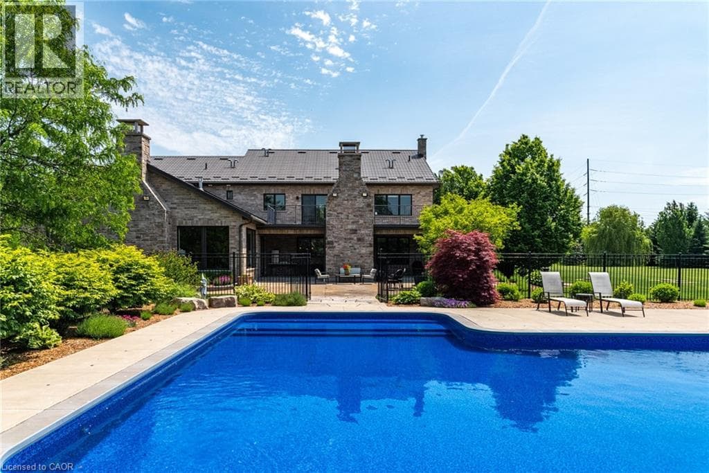 Single Family at 4580 CHERRY Avenue, Beamsville, Ontario - Photo 10 - RE/MAX Garden City Realty