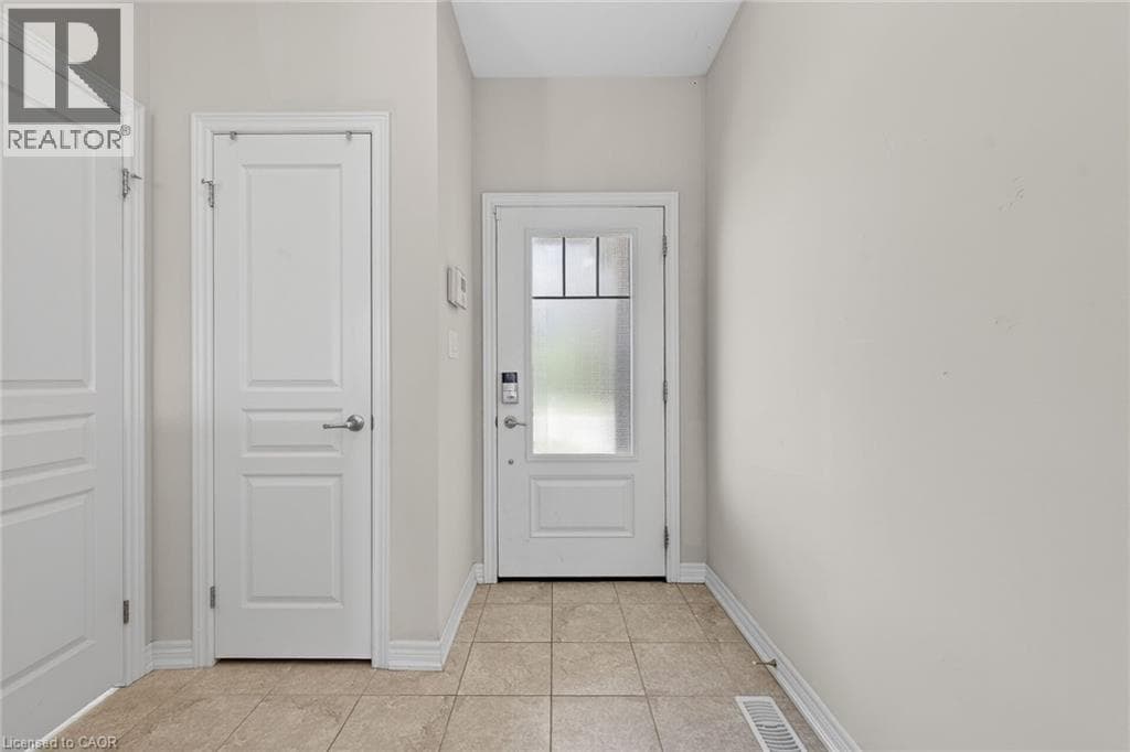 Single Family at 9 WINTERBERRY Boulevard, Thorold, Ontario - Photo 3 - RE/MAX Garden City Realty