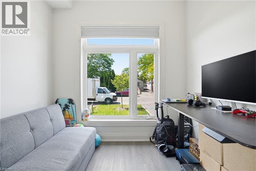 Single Family at 8 NASH Street, St. Catharines, Ontario - Photo 10 - RE/MAX Garden City Realty