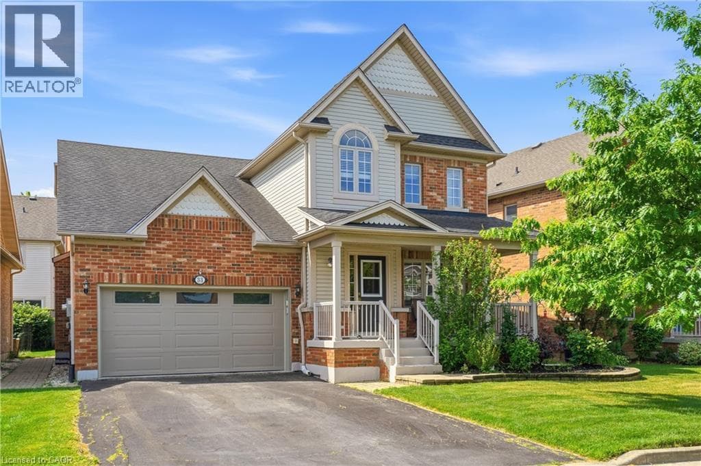 Single Family at 33 STEVENS Drive, Niagara-on-the-Lake, Ontario - Photo 2 - RE/MAX Garden City Realty