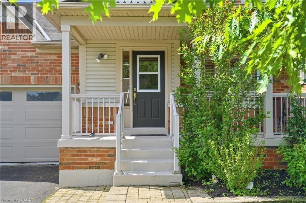 Single Family at 33 STEVENS Drive, Niagara-on-the-Lake, Ontario - Photo 6 - RE/MAX Garden City Realty