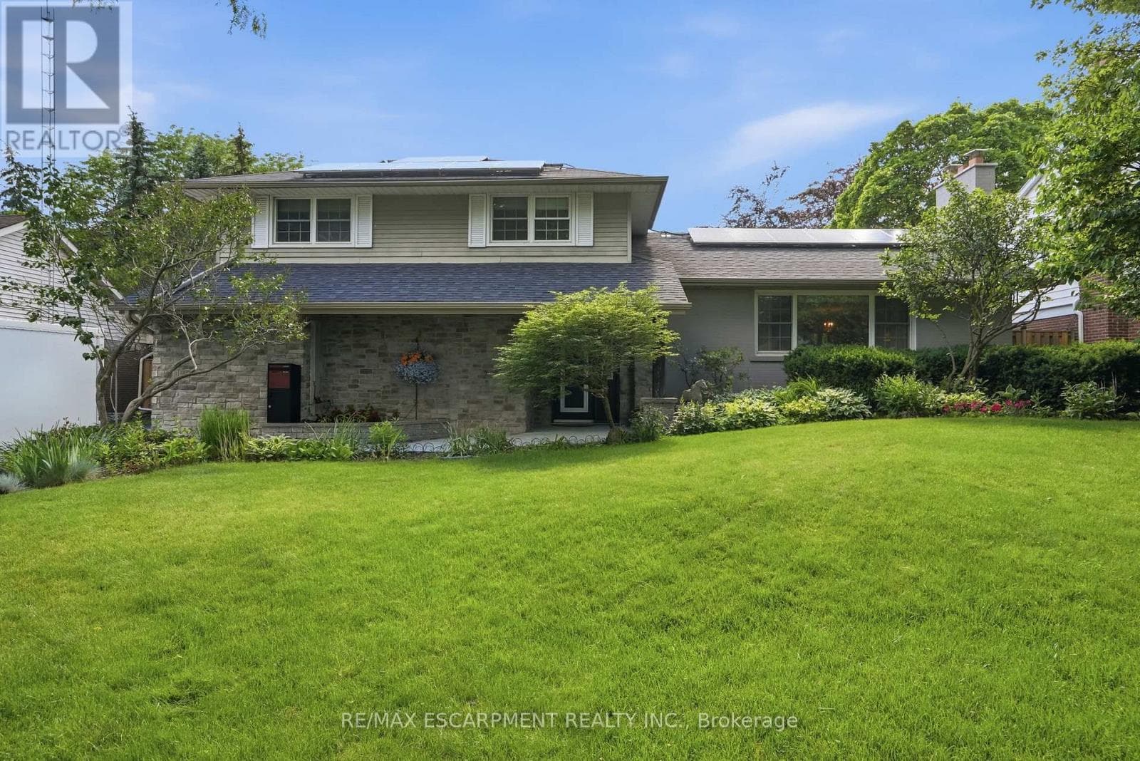 1321 Fairway Court