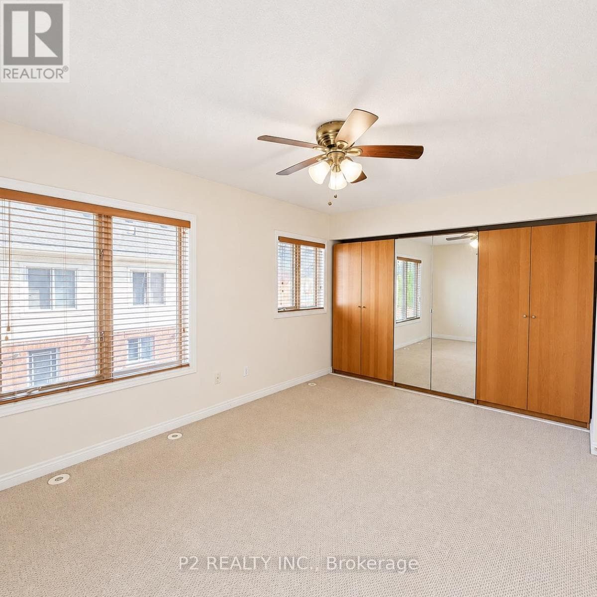 Single Family at 7- 3062 Lake Shore Boulevard, Toronto (New Toronto), Ontario - Photo 8 - RE/MAX Garden City Realty