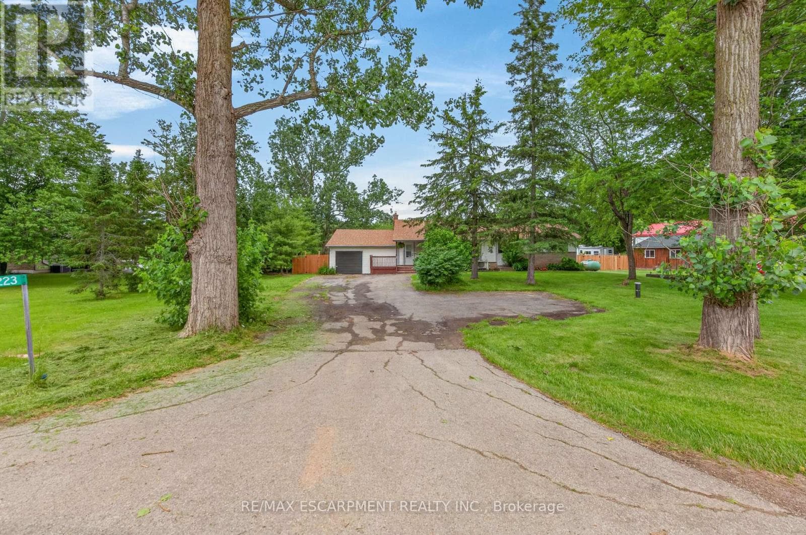 Single Family at 8223 Concession 5 Road, West Lincoln (West Lincoln), Ontario - Photo 4 - RE/MAX Garden City Realty