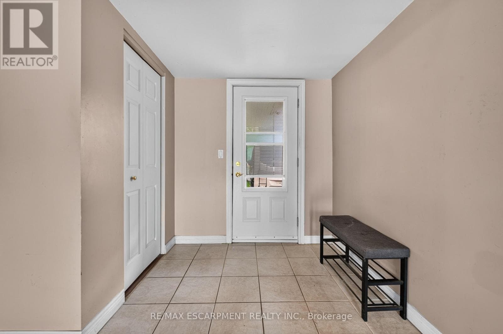 Single Family at 8223 Concession 5 Road, West Lincoln (West Lincoln), Ontario - Photo 7 - RE/MAX Garden City Realty