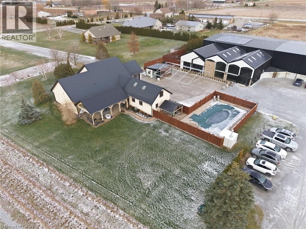 Other at 823 LINE 6 Road, Niagara-on-the-Lake, Ontario - Photo 4 - RE/MAX Garden City Realty